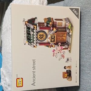 NIB Loz Mini size pieces Ancient Street building set #1741, 487 mini pieces.